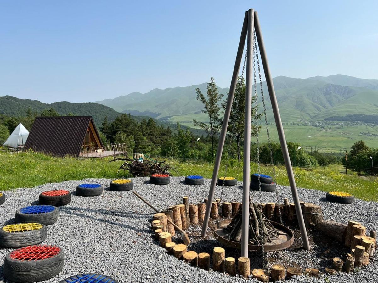 Glamping Wolf Mount Βίλα Margahovit Δωμάτιο φωτογραφία