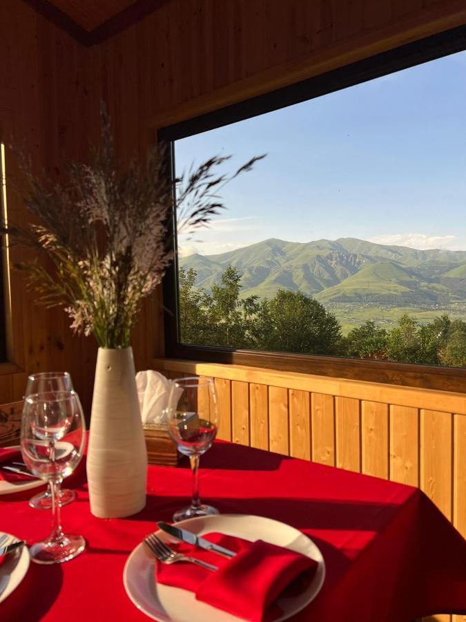 Glamping Wolf Mount Βίλα Margahovit Εξωτερικό φωτογραφία