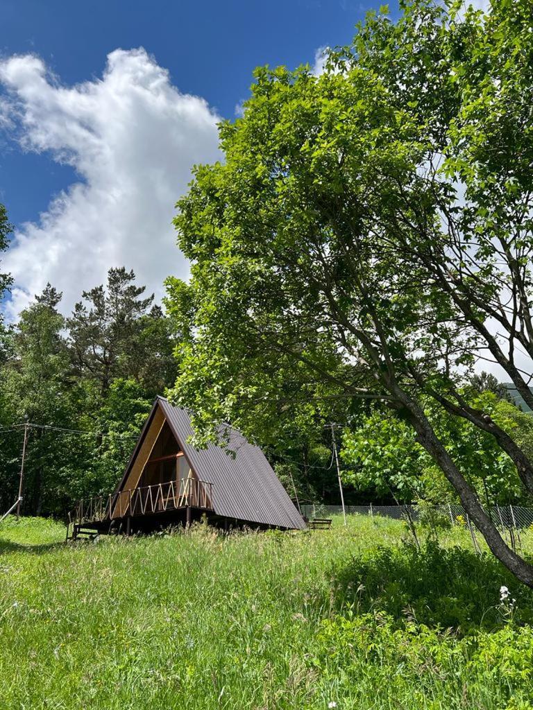 Glamping Wolf Mount Βίλα Margahovit Δωμάτιο φωτογραφία